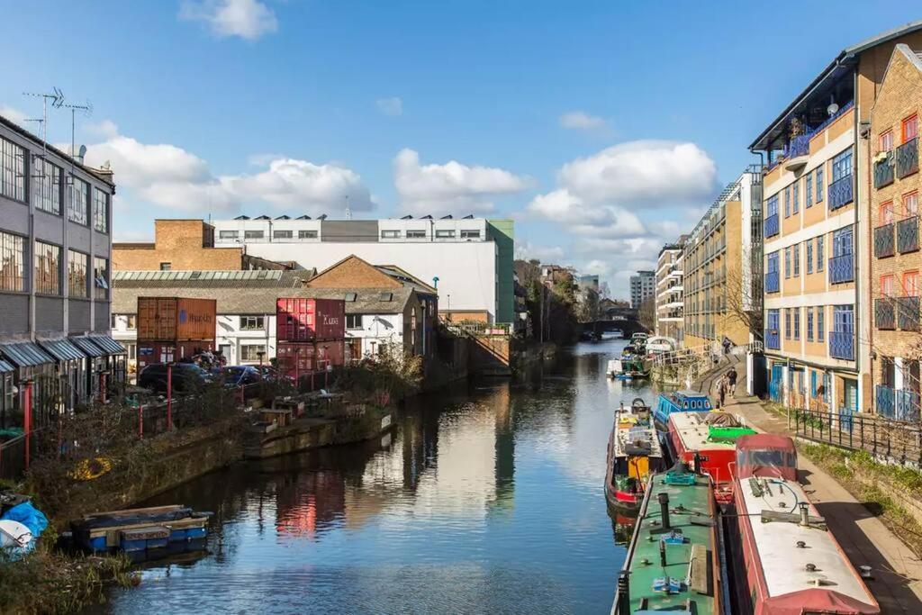 Canal-Side Apartment In Shoreditch London Eksteriør bilde
